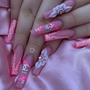 Meet your Posher, Janeth